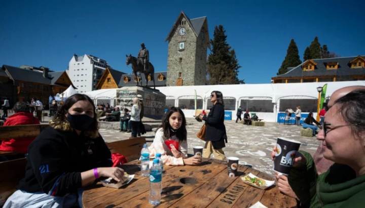 Finde extra largo, la mejor cifra en 10 años