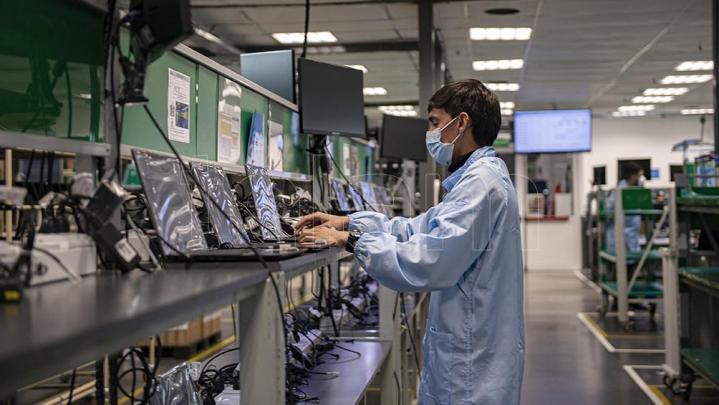 La economía creció 12,8% en agosto