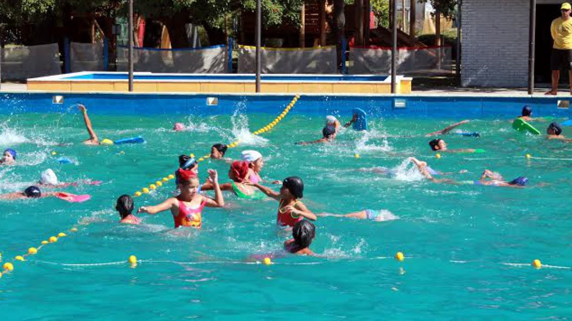 Climatizarán las piletas de la Esquina Encendida