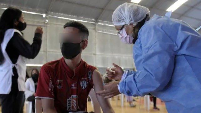 90.000 jóvenes santafesinos sin segunda dosis de vacuna