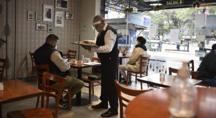 Córdoba pide pase sanitario para deportes y bares
