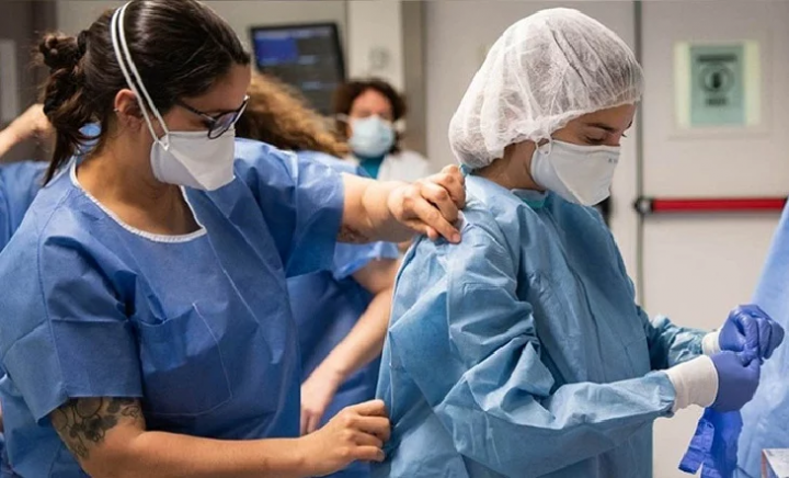 Pensión vitalicia para familiares de víctimas de covid