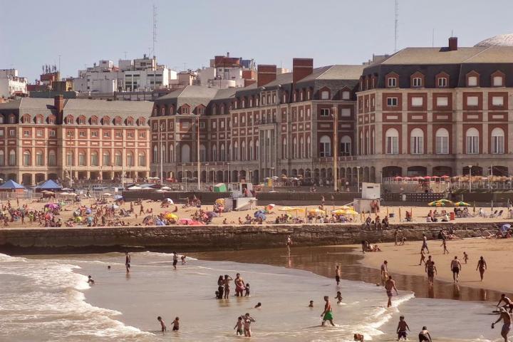 Febrero consolida el verano récord en lo turístico