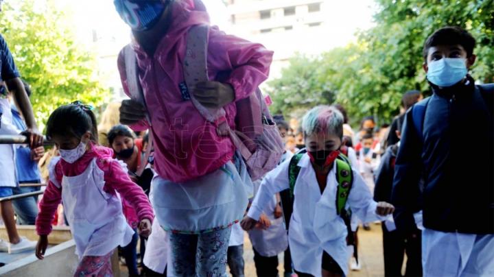 No será obligatorio el barbijo en las escuelas porteñas