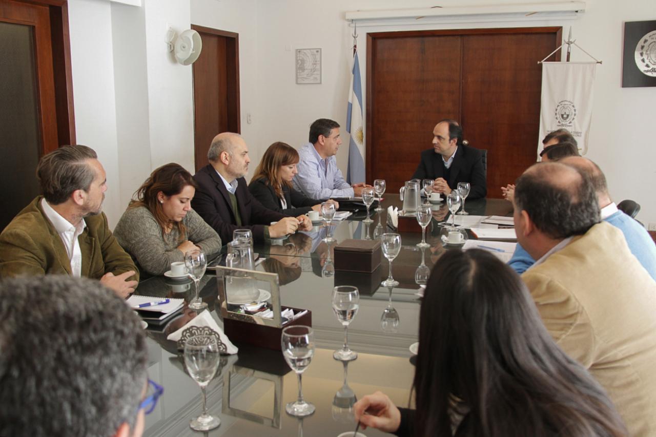 Evalúan implementar el Programa Barrios Seguros