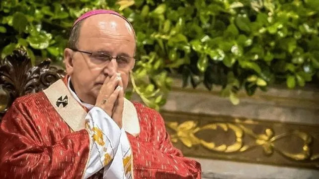 Denuncian al arzobispo de Salta por violencia de género