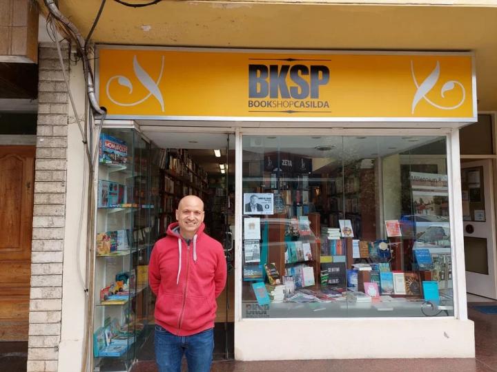 Un librero de Casilda, el mejor del país