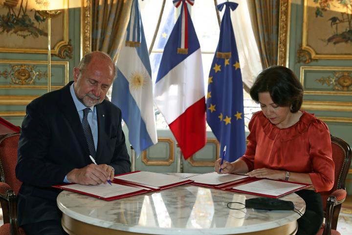 Enseñarán el idioma francés en las escuelas de Santa Fe