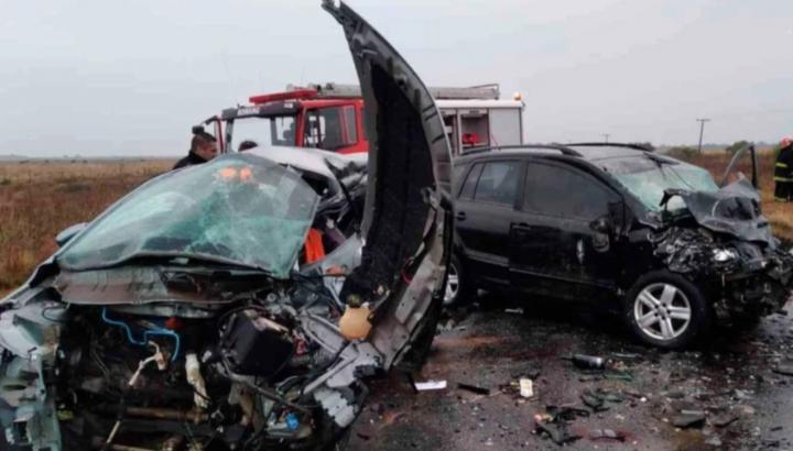 Choque frontal en la Ruta 1: dos adultos y un niño muertos