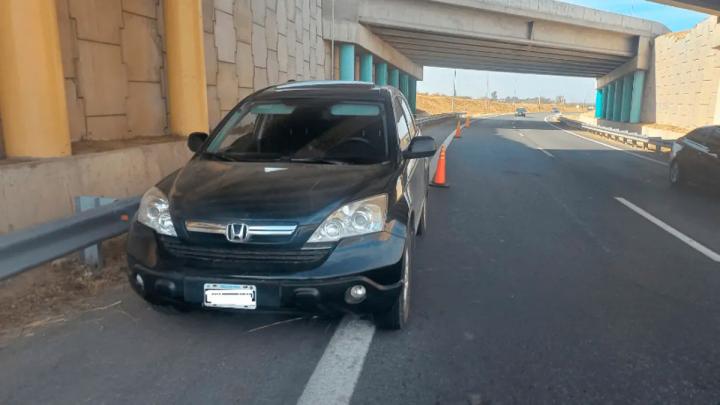 Asaltan y maniatan a un grupo de sacerdotes