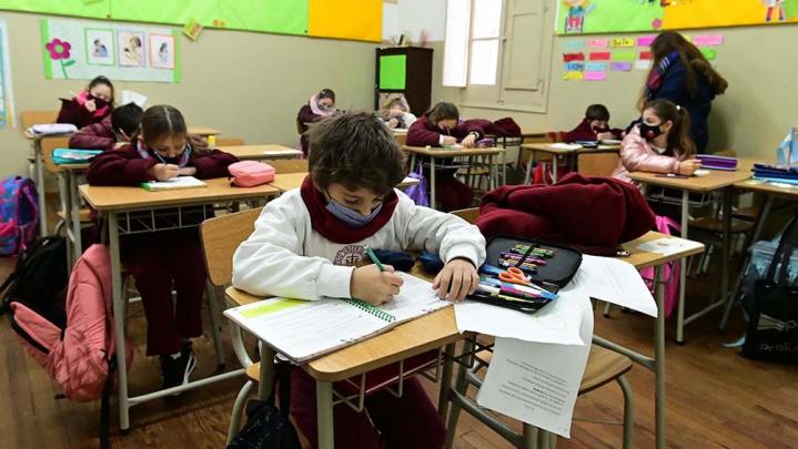 Luego de las vacaciones, habrá más horas de clases 
