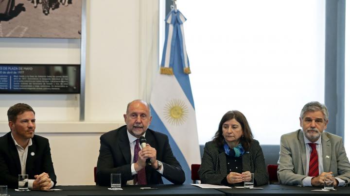 Perotti, “orgulloso gobernador” de una provincia productiva