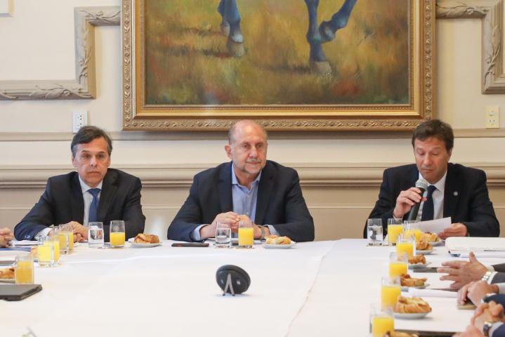 Hidrovía Paraná-Paraguay: los desafíos para los puertos santafesinos