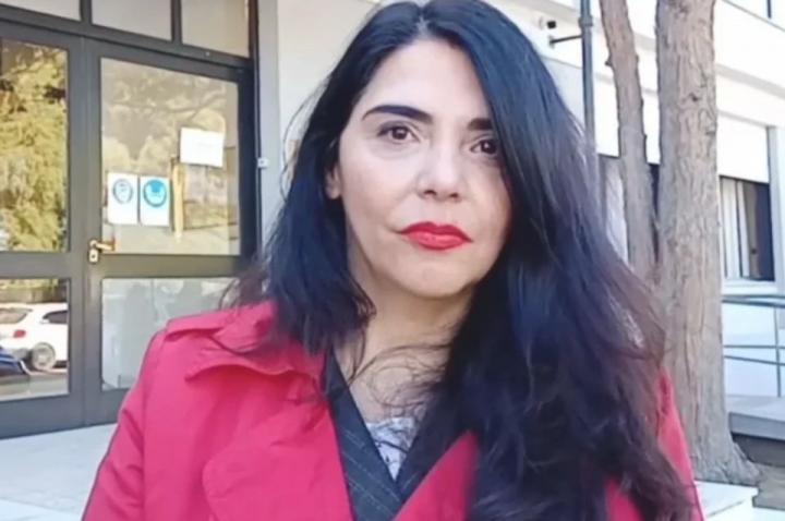 Elevan a jury a la jueza acusada de besar a un preso