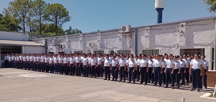 Incorporan 300 nuevos agentes al Servicio Penitenciario