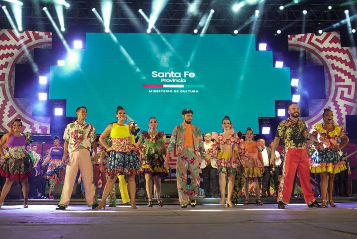 La cumbia santafesina deslumbró en el Festival de Cosquín