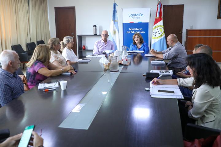 Paritaria técnica docente: Cantero reunió a los gremios
