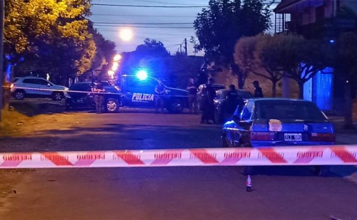 Feroz balacera en pleno velorio: un muerto y siete heridos