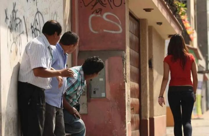 Acoso sexual callejero: multas de hasta 220.500 pesos