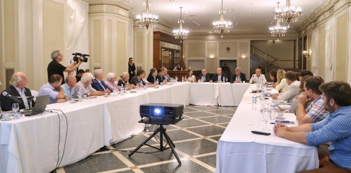 Perotti se reunió con el campo por la sequía en Santa Fe