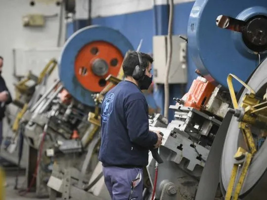 La industria pyme creció 4,8% anual en febrero