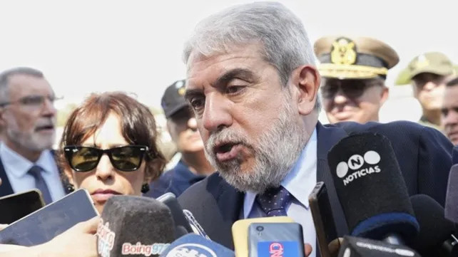 Fernández: “Es indispensable recuperar la Policía de Santa Fe”