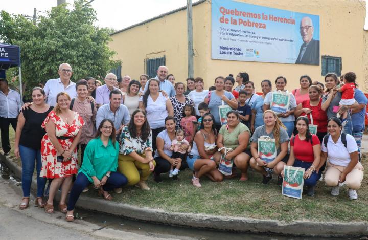 Inauguran espacios aúlicos para terminar la secundaria