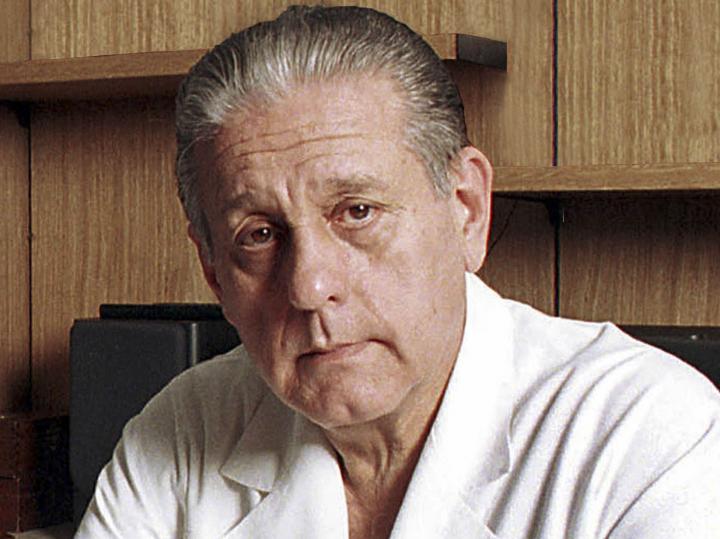 René Favaloro: hace 56 años realizaba el primer bypass
