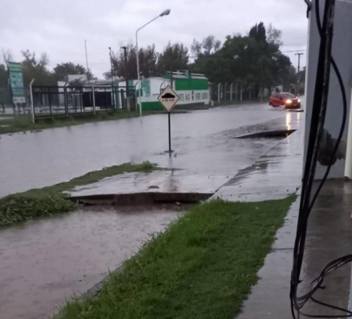 Llovieron 150 milímetros en una hora en Sunchales 