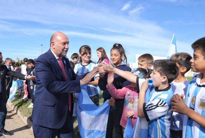 Perotti: “Necesitamos los argentinos saber defender lo nuestro”