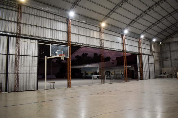 Equipan a clubes de la provincia con iluminación LED