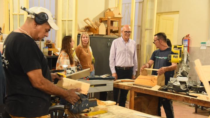Destacan la labor social de las Eempas en los barrios de Rosario