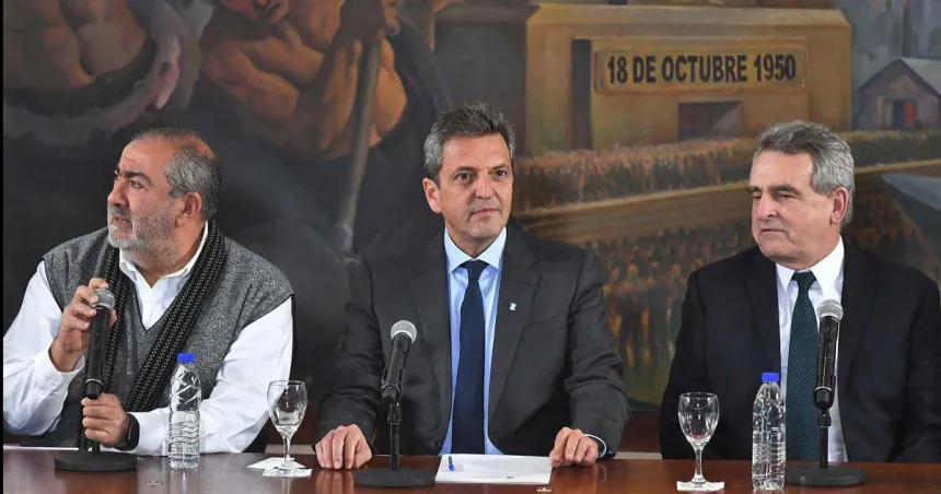 Massa prometió mejorar el salario de los trabajadores