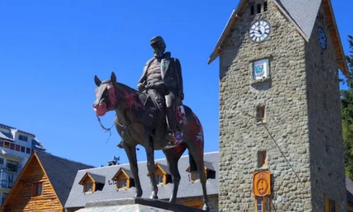 La Justicia frenó el traslado del monumento de Roca