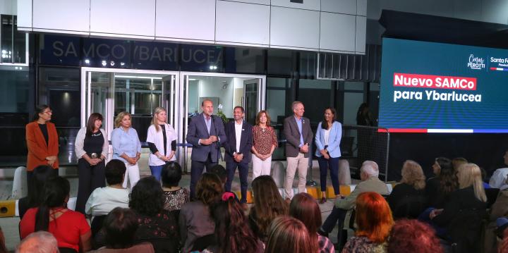 Perotti inauguró el nuevo edificio del Samco de Ybarlucea