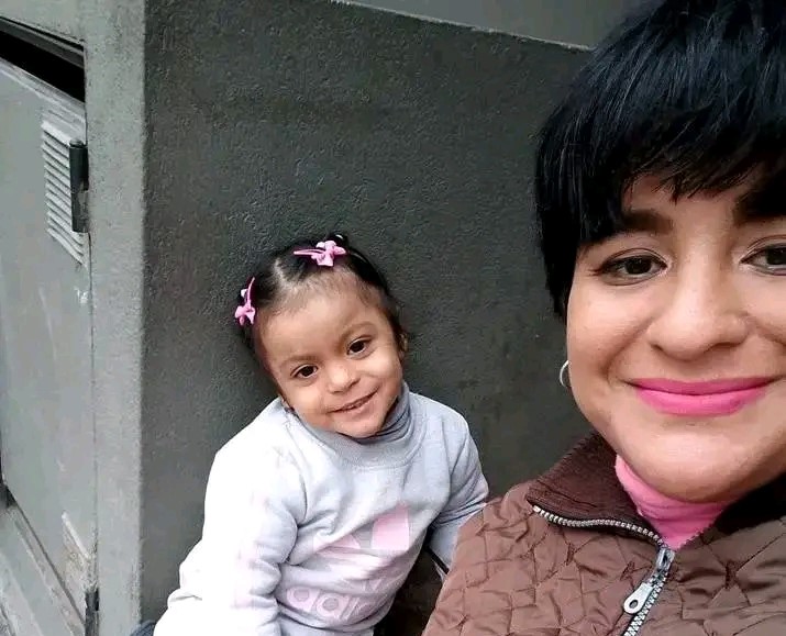 Buscan a Fiorella Salteño y a su hija de 2 años y 8 meses