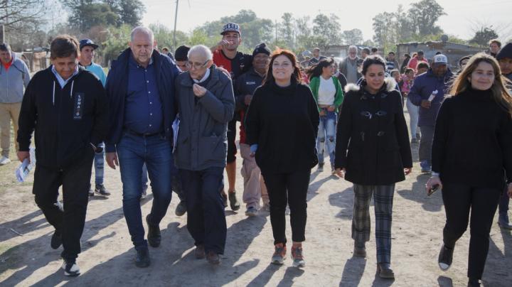 Perotti destacó “la tarea del Movimiento Los Sin Techo para erradicar ranchos”