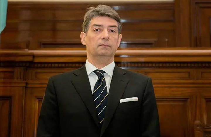 Rosatti contra la dolarización de Milei: “Es inconstitucional”