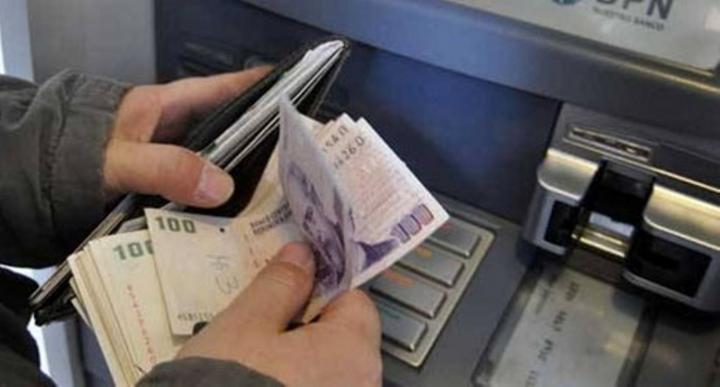 Pagan haberes a estatales, docentes y jubilados