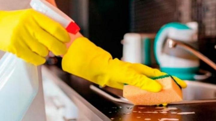 Empleadas domésticas: acordaron un aumento del 34%