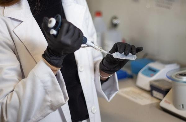 La ANMAT autorizó ensayo clínico de un fármaco contra el dolor crónico