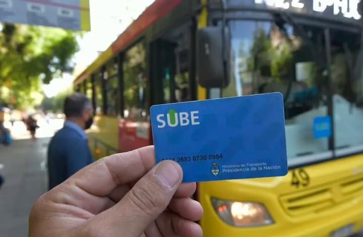 Quitan los subsidios al transporte y servicios públicos