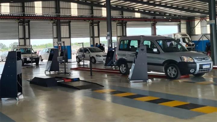 No se exige seguro automotor y RTO en el DNU de Milei