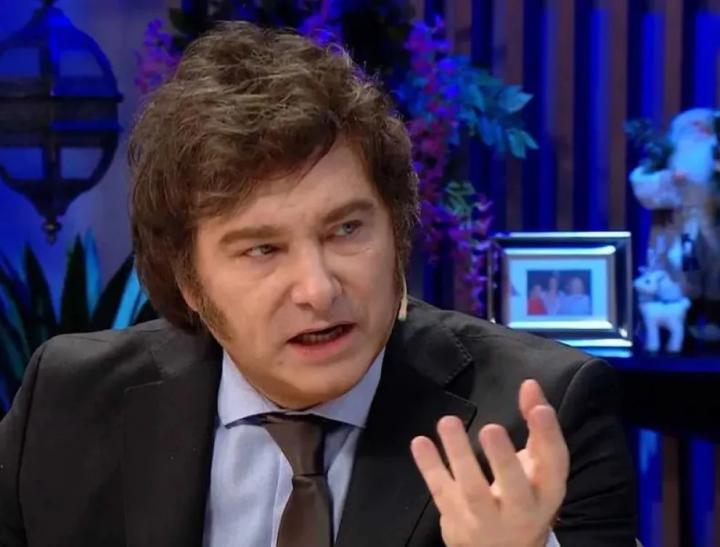 Javier Milei: “Hay que cerrar todas las empresas del Estado”