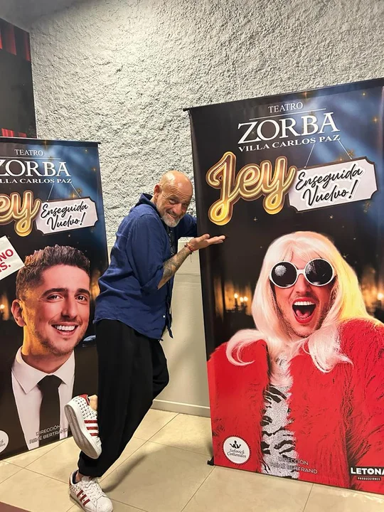 Jey Mammón volvió al teatro