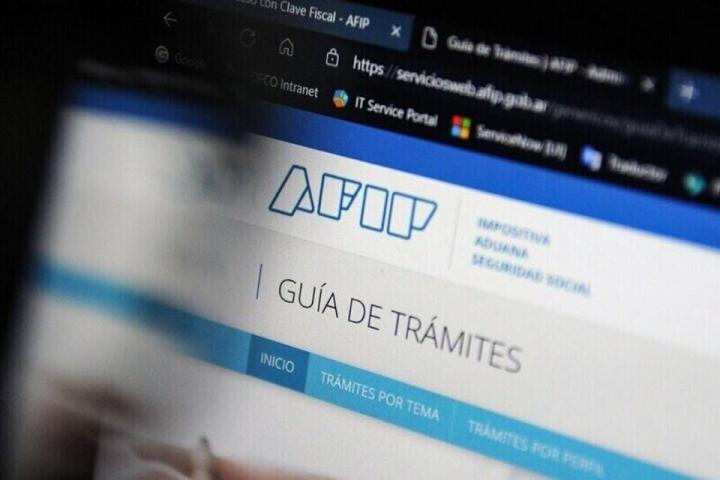Monotributistas sufren un alza del 110% en cada categoría