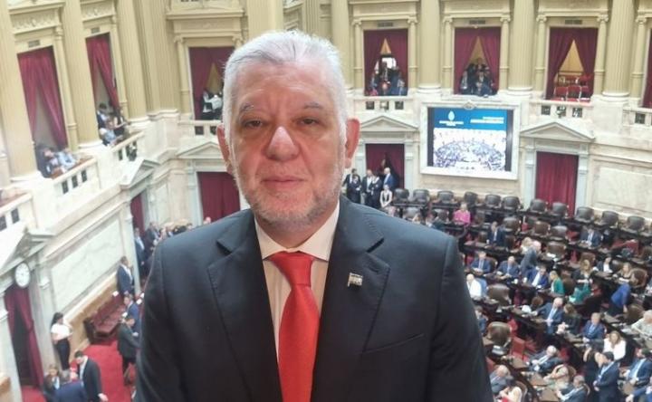 Dijo que “no hay civiles inocentes en Gaza” y lo apartan de la DAIA