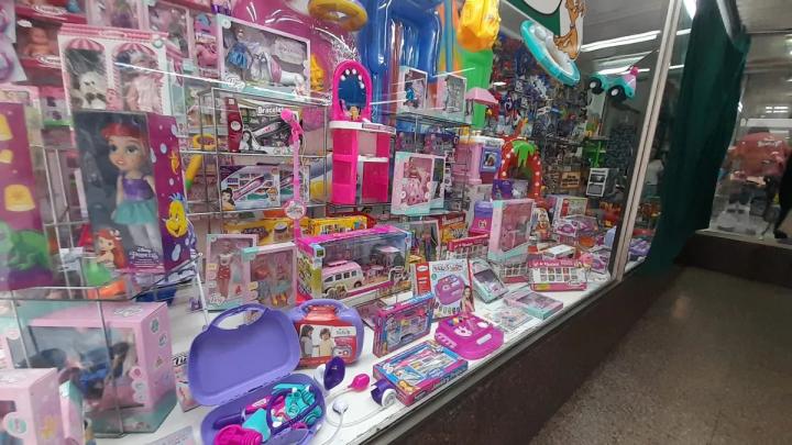 La crisis llegó a los Reyes Magos: se derrumbó la venta de juguetes 