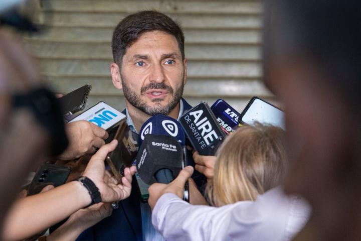 Pullaro no comparte el paro: “Hubiese intentado el diálogo”