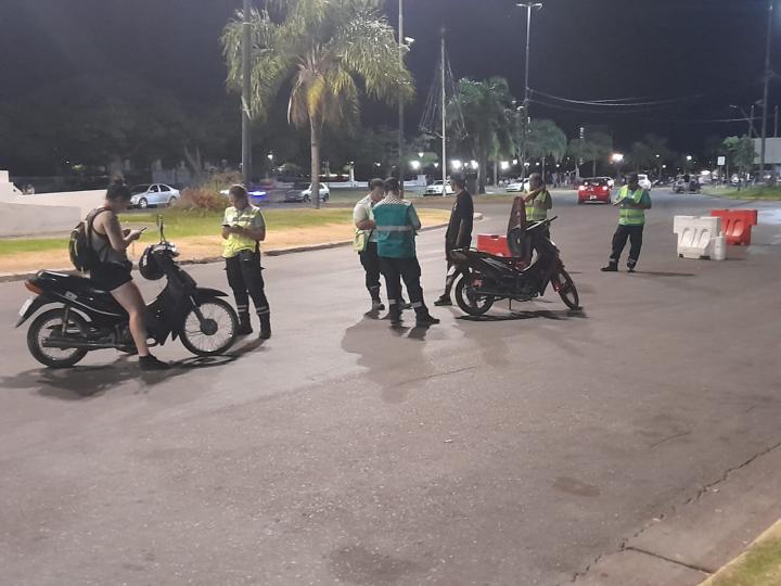 Retienen autos y motos por alcoholemia positiva